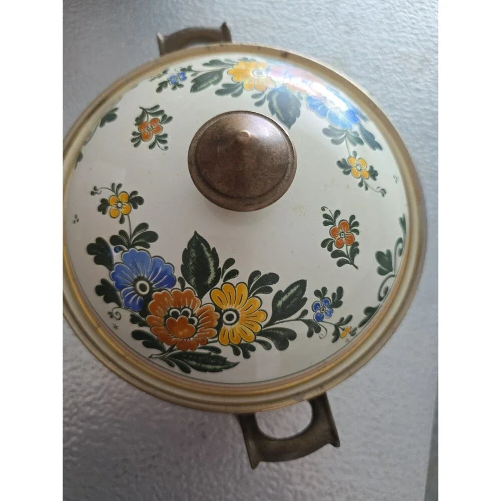 Vintage ASTA Floral Metal Enamel  Lidded Pot Casserole Dish with Rack